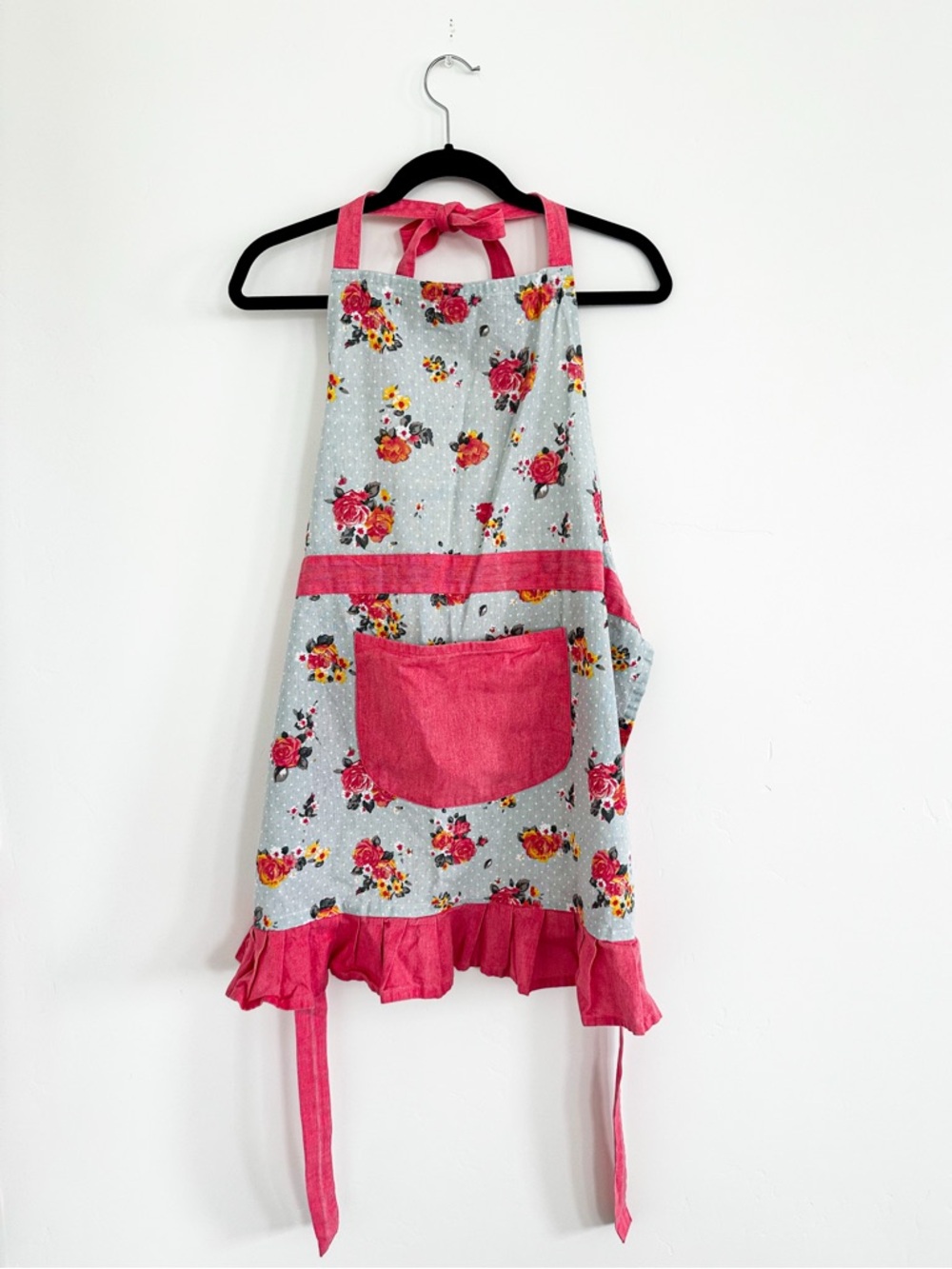 Feminine Floral Tie Back Apron 100% Cotton